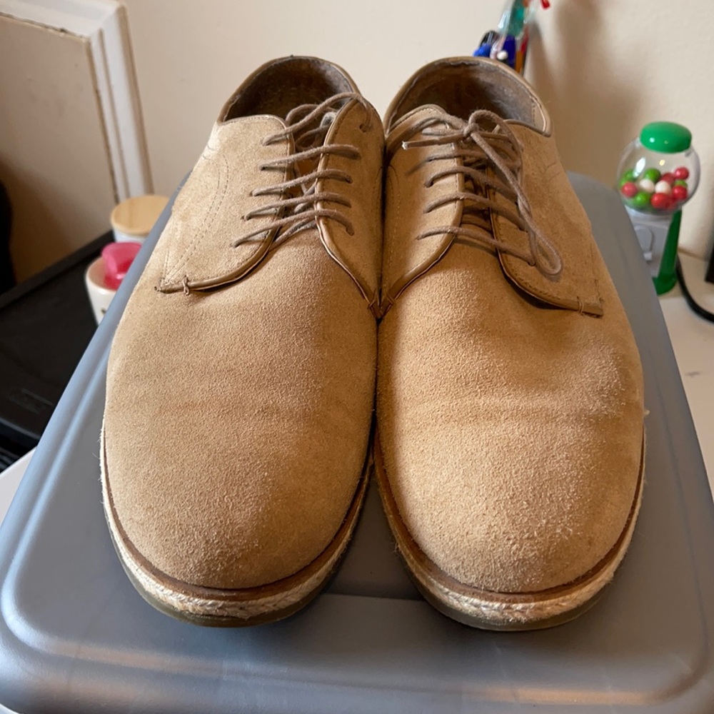 Men’s Tan loafers